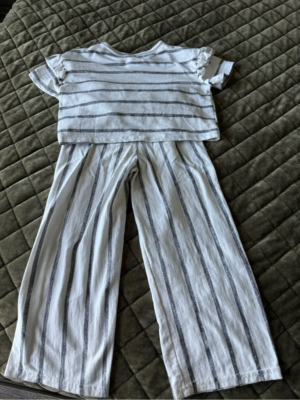 btween White Top with Gray Stripes
